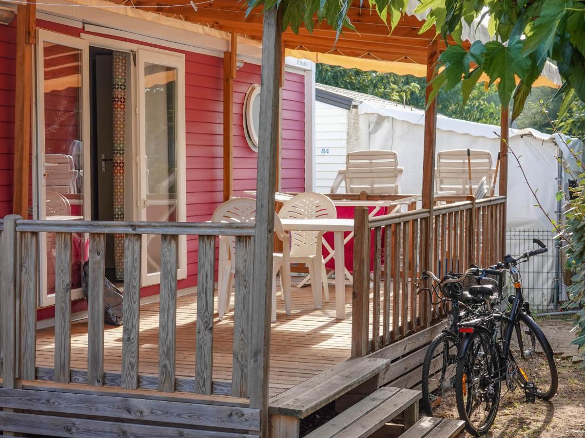 Отель Camping Pleine Mer Виас Экстерьер фото